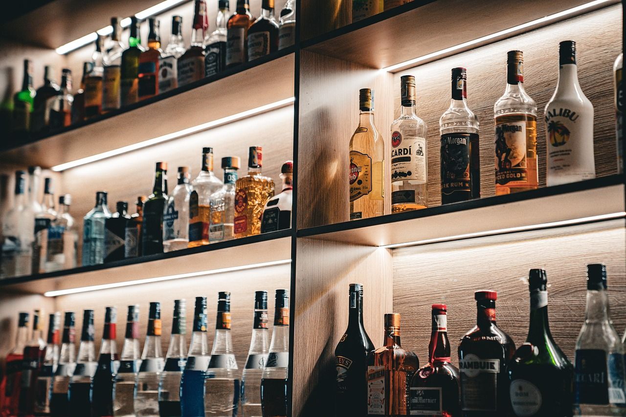 Jak rozeznać oryginalny alkohol w internetowym sklepie?